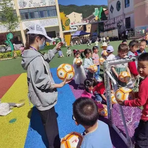 冯卓君婚礼_冯卓 图片_冯卓本人图片