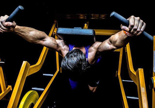 最好的健身手套_健身手套紧一点好还是松一点好_健身手套有用吗