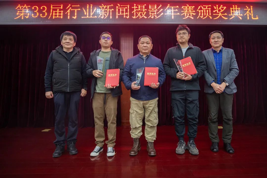 新闻摄影题材有哪些_新闻摄影题材获取途径_新闻摄影的题材