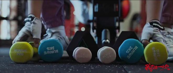 健身手套 小了_健身手套小还是大点好_健身手套的作用