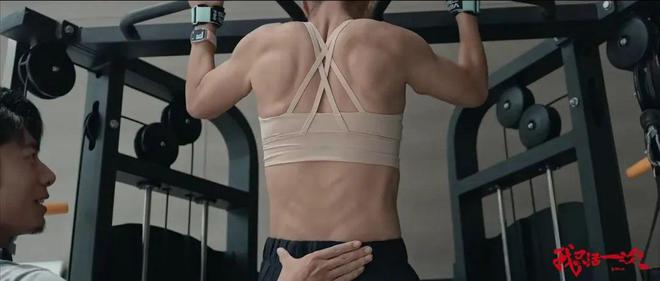 健身手套小还是大点好_健身手套 小了_健身手套的作用