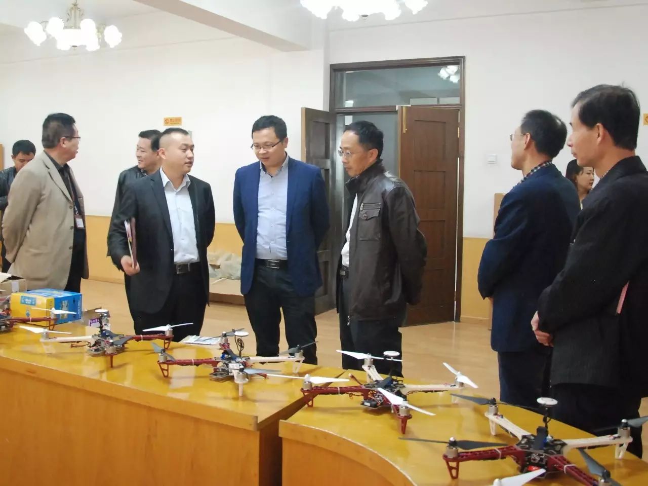 上海华测导航待遇2万_上海华测导航技术有限公司_上海华测导航客服电话