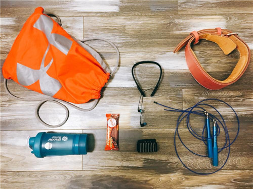 健身手套什么材质好_健身手套选择_手套材质健身好用吗