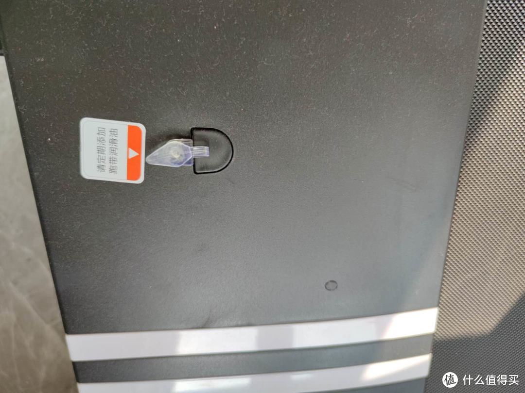 亿健智能跑步机开箱评测:我为什么在70㎡的小屋内选择这样一个大家伙