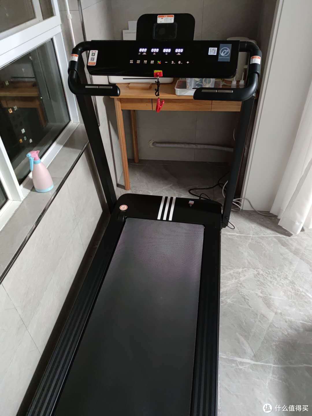 亿健智能跑步机开箱评测:我为什么在70㎡的小屋内选择这样一个大家伙