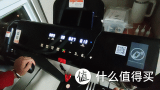 亿健智能跑步机开箱评测:我为什么在70㎡的小屋内选择这样一个大家伙