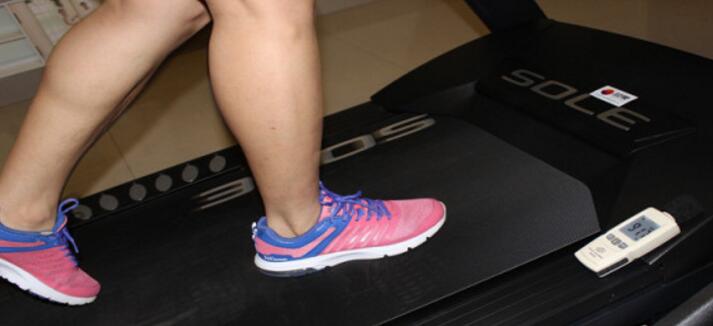 什么牌子的跑步机减震好_减震跑步机排行_哪个品牌跑步机减震好