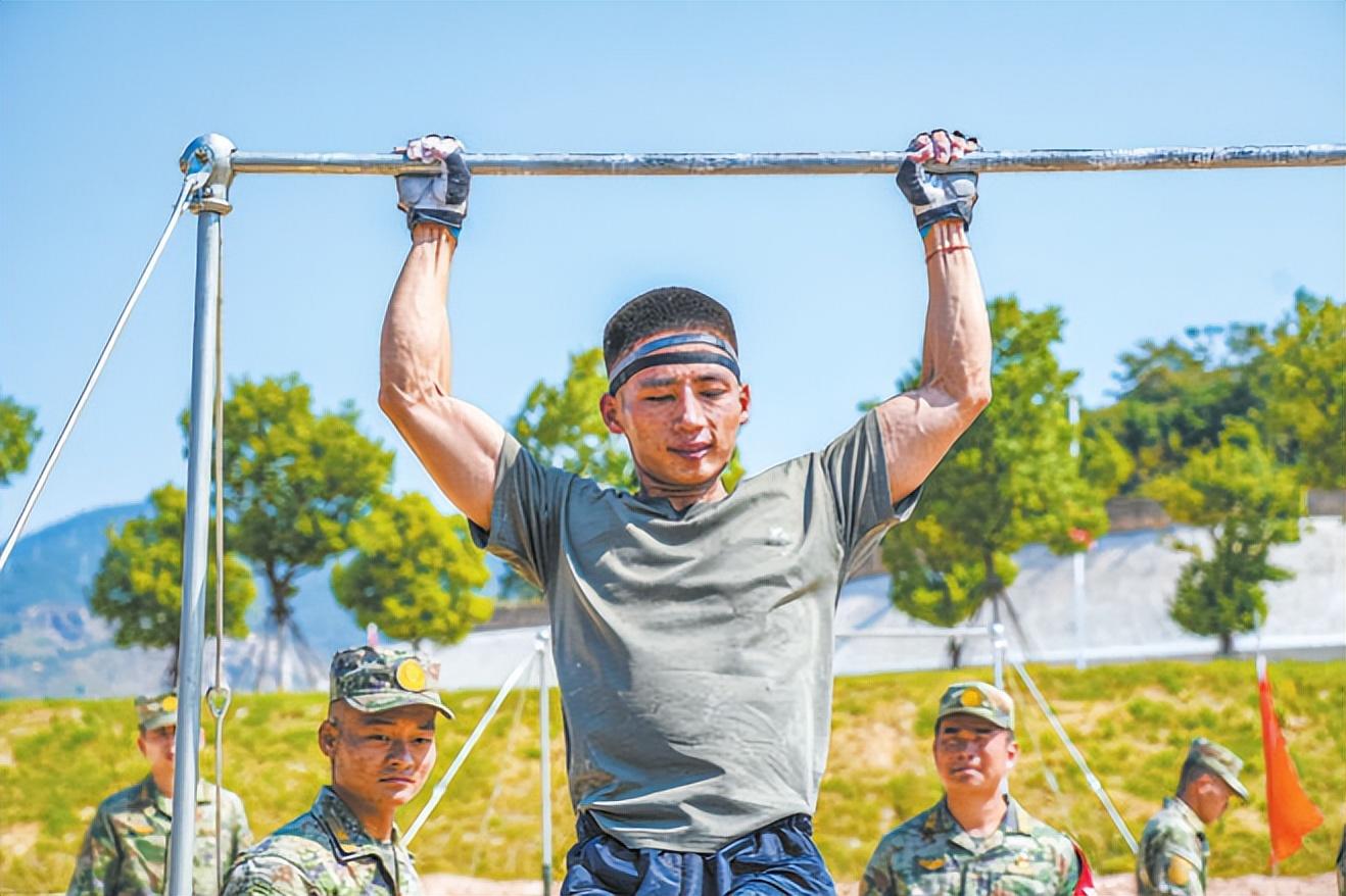 单杠 练习_练单杠可以长高么_练单杠的好处和坏处