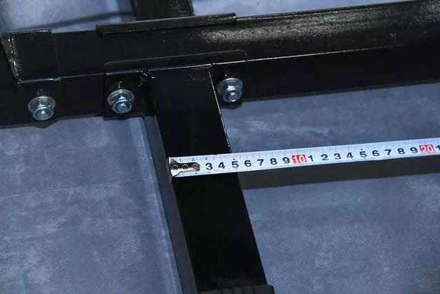 三人站健身器材使用图解_三人站综合训练器安装_三人站综合器械怎么用