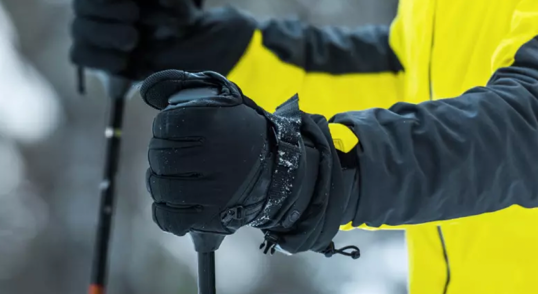 健身手套带不带护腕_带手套健身护腕好吗_带护腕的健身手套