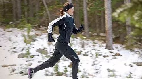 健身手套大了怎么办_健身手套松一点_健身手套松点好还是紧点好