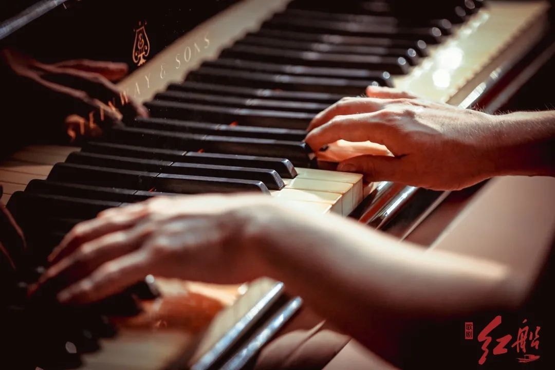 伴奏的要求_伴奏基础知识_我总是一个人在练习一个人 伴奏