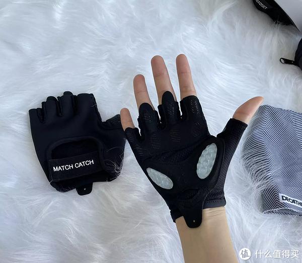 手套牌子健身好用吗_健身手套什么牌子的好_手套牌子健身好吗