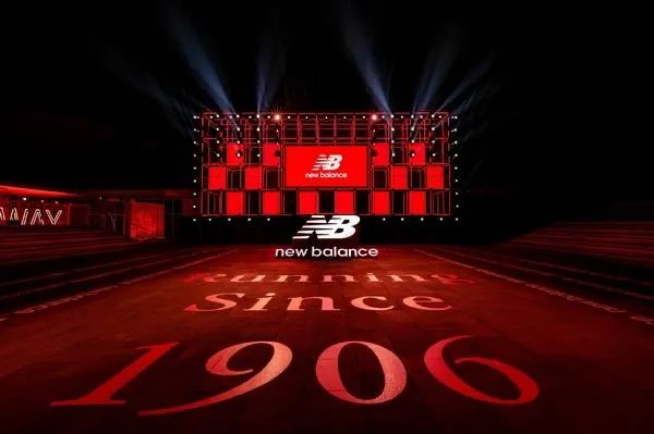 手套健身腕带怎么用_健身腕带还是手套_带护腕的健身手套