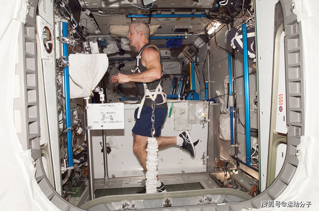 0重力跑步机_alterg反重力跑步机官网_反重力跑步机原理