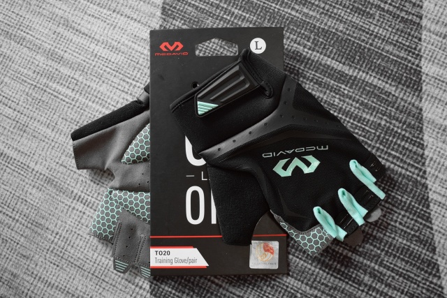 撸铁戴手套,你以为只是为了防止磨出老茧?