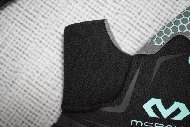 撸铁戴手套,你以为只是为了防止磨出老茧?