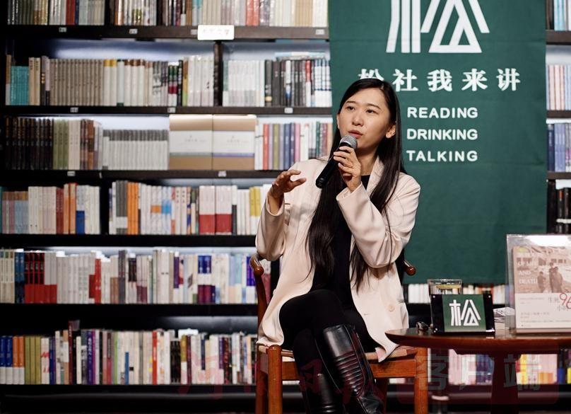 开元棋app官方下载 冯韵娴：我不是“战地玫瑰”，我只是经历生死的记者