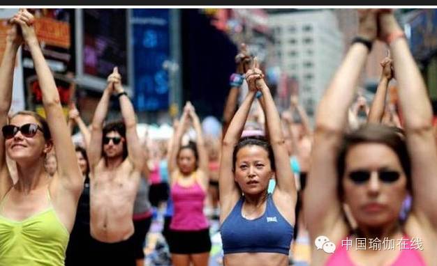 瑜伽的注意事项及对身体的影响_练习瑜伽注意事项_瑜伽应该注意哪些事项