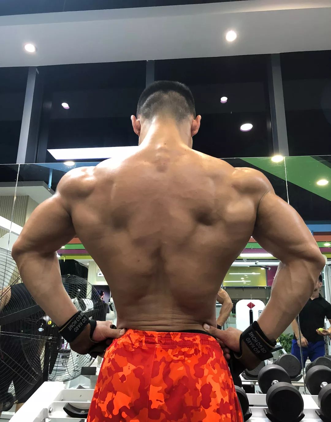 最好的健身手套品牌_手套健身品牌好不好_质量好的健身手套