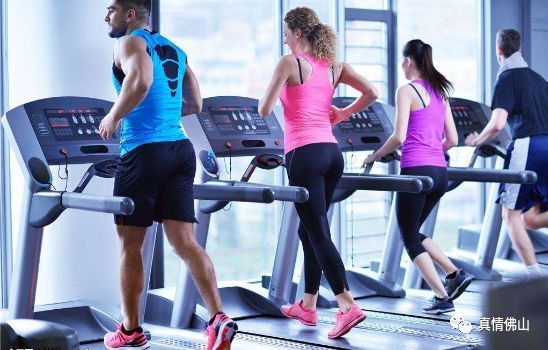 单人站综合训练器使用_单人站综合训练器安装视频_单人机器人