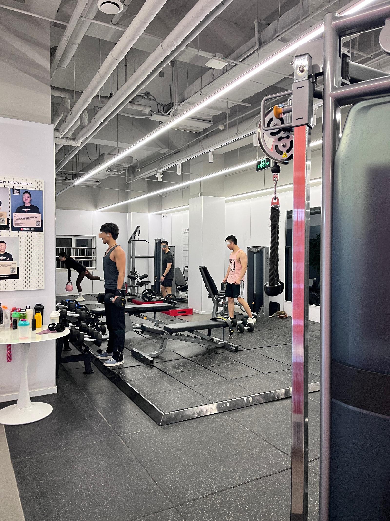 手套健身带需要换吗_手套健身带需要戴多久_健身需要带手套吗