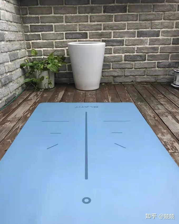 手套健身带需要注意什么_手套健身带需要洗吗_健身需要带手套吗