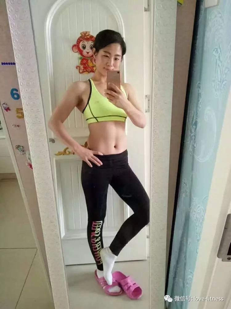 手套健身选择什么牌子_健身手套怎么选择_健身手套选择大一点还是小一点