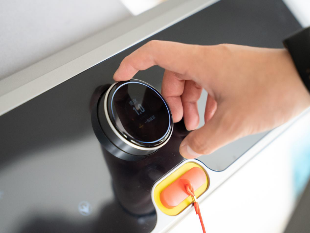 哪个品牌跑步机减震好_跑步机 减震什么牌子好_牌子减震跑步机好用吗