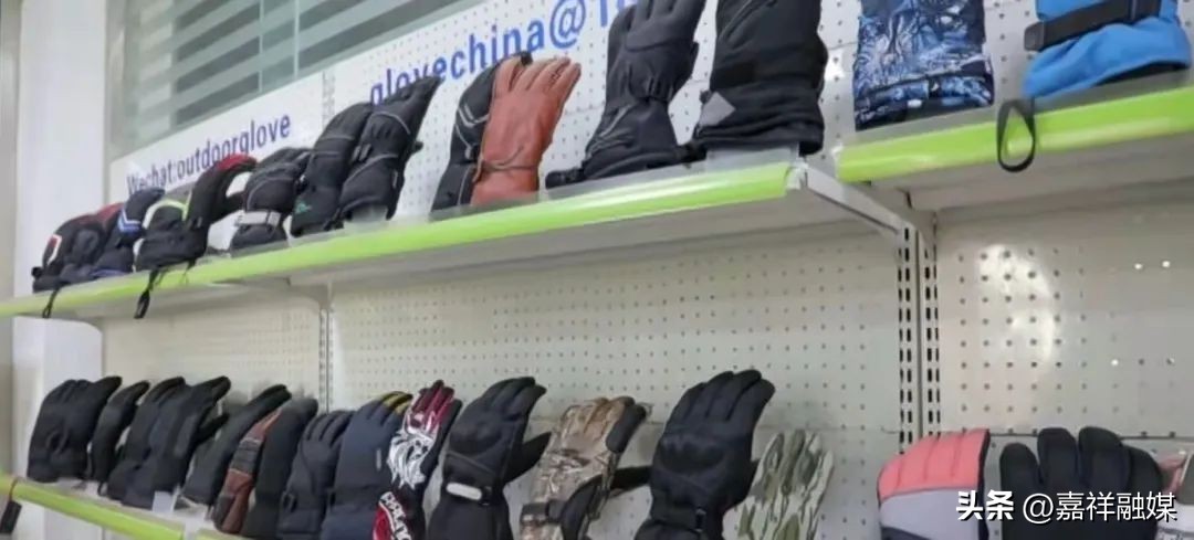 专业健身手套_嘉祥县手套产业_中国手套之乡