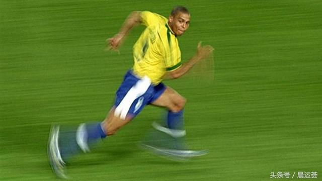 足球无冕之王的球星_足球无冕之王啥意思_无冕之王球星