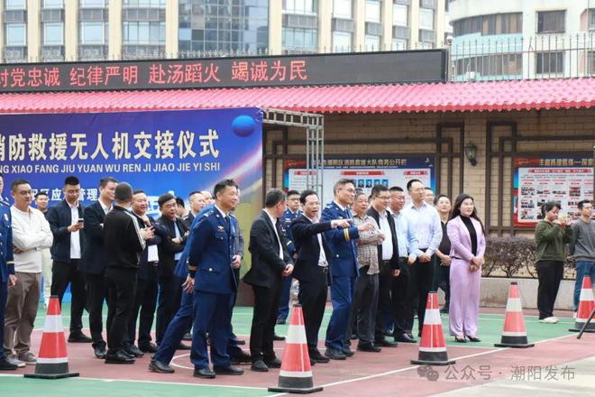 综合训练器锻炼视频教程_综合训练器训练计划_综合训练器