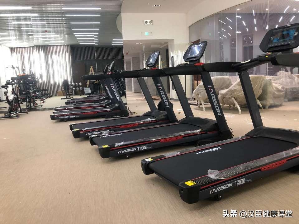 跑步机润滑油怎么加(使用跑步机应注意哪些?)