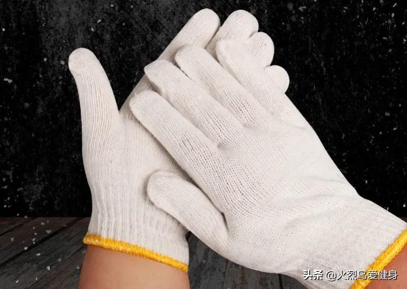 健身需要带手套吗_健身带的手套_健身手套有必要买带束带的么