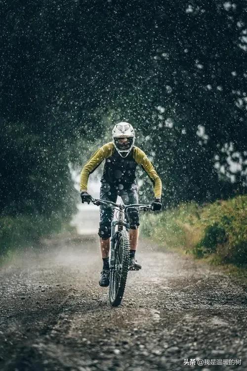 手套骑行健身有用吗_骑行手套和健身手套的区别_骑行手套和健身手套