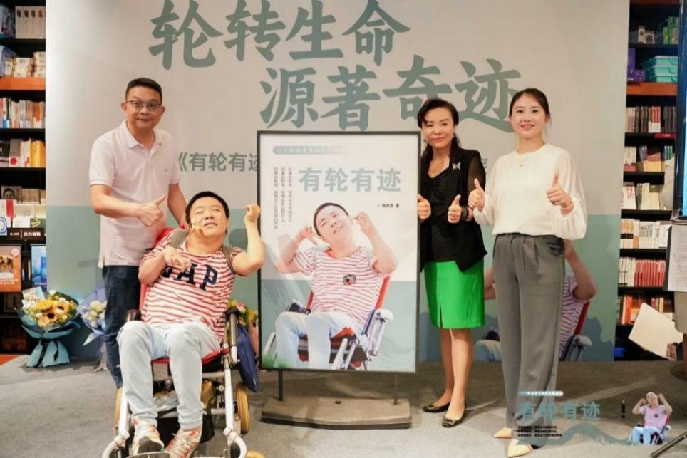 在新书发布会上的发言_新书发布会通稿_新书发布会发言稿60