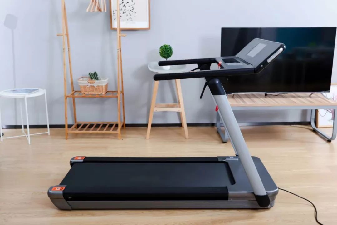 易跑MINI-PRO减震效果测评_家用跑步机十大名牌是什么,跑步机什么牌子好?_易跑MINI-PRO跑步机评测