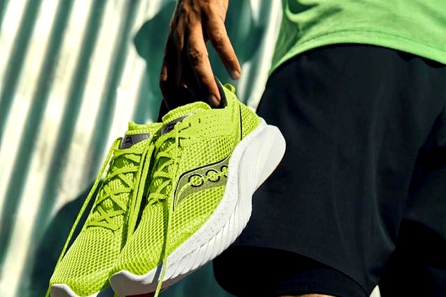 什么牌子的跑步机好_跑鞋科技升级_长距离跑鞋耐磨性