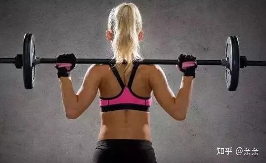 健身手套选择大一点还是小一点_健身手套怎么选_健身手套选择