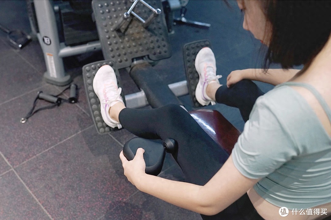 筋膜枪选购指南_1千以内家用跑步机质量排名_百元筋膜枪与专业筋膜枪对比