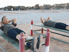 综合训练器 胸肌_肌肉男健身技巧_军营健身训练方法