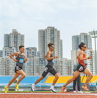 跑步热身运动方法_健身要带手套吗_马拉松跑步准备事项