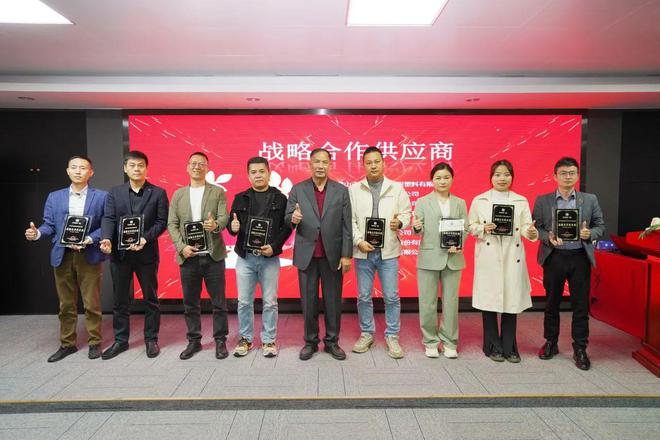 武汉玻璃生产厂家_武汉有机玻璃供应商_武汉玻璃厂家