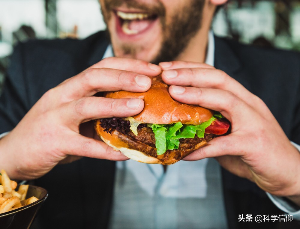 人类噎死原因_哺乳动物食道气管结构差异_喝水呛死