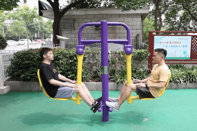 社区健身器材使用方法_椭圆机使用方法_五人站综合训练器安装