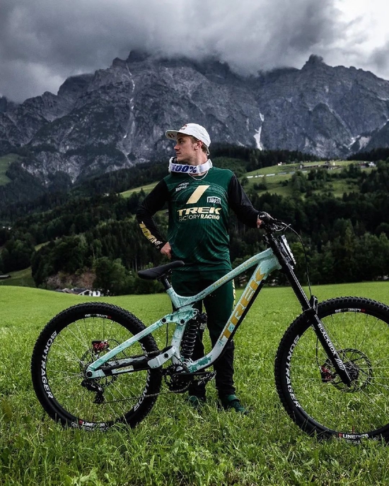 骑行自行车品牌推荐_适合城市通勤的自行车品牌_sportsart自行车