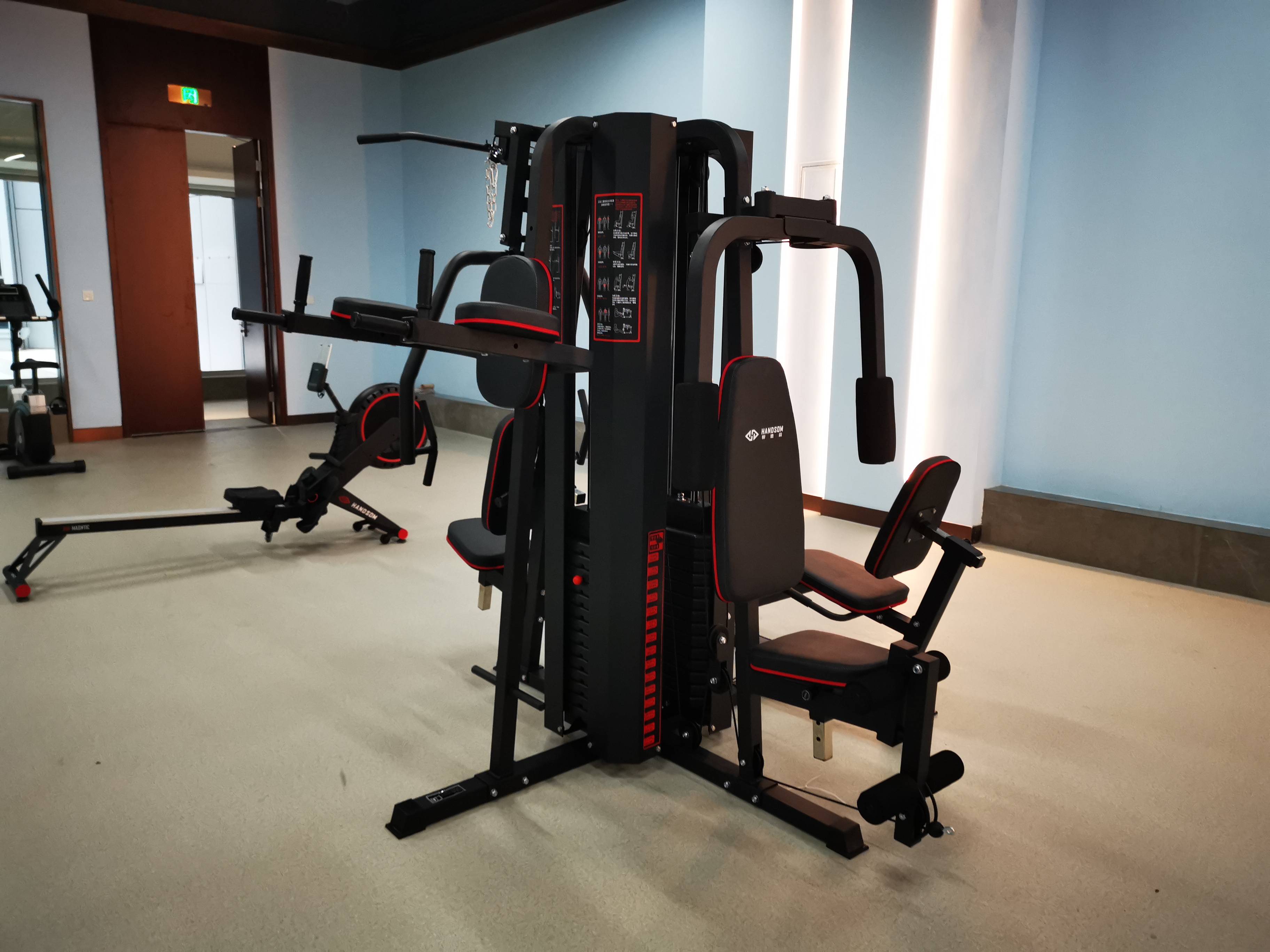 综合训练器正确使用方法_综合训练器锻炼指南_综合训练器功能及使用技巧