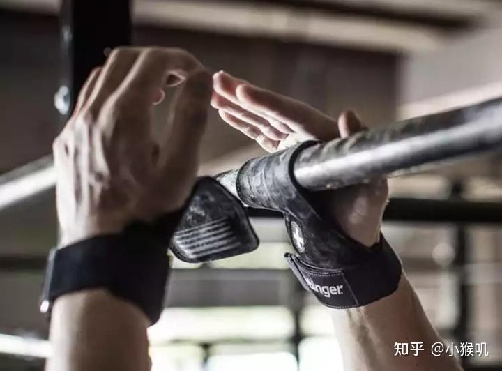健身护具推荐_助力带护腕腰带手套使用方法_健身手套推荐