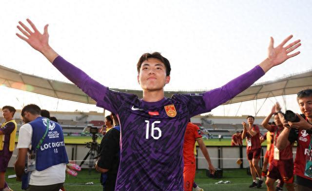 送人送健身手套_门将手套故事_切赫求李昊手套